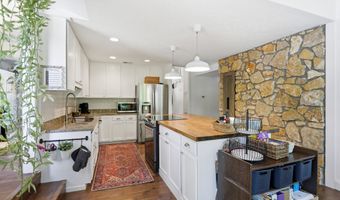 1954 Lakeview Dr, Avon, IN 46123