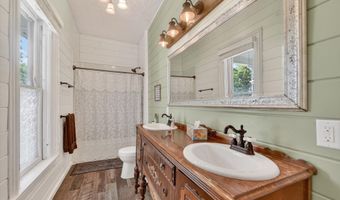 13550 Devereaux Rd, Albion, MI 49224