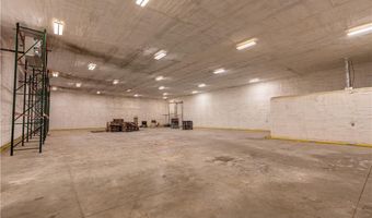 Deerfield Avenue NW, Dalton, OH 44618