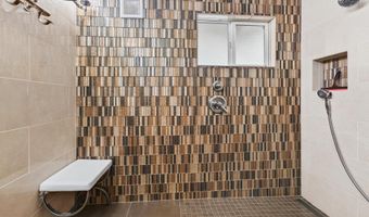 619 Beach Dr, Aptos, CA 95003