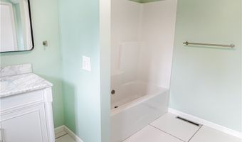 1229 W 45th St, Ashtabula, OH 44004