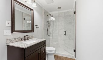 127 Laurel Ridge Dr, Alpharetta, GA 30004