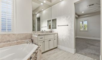 10820 Woodstream Ct, Las Vegas, NV 89135