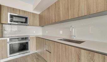 2960 NE 207th St 1108, Aventura, FL 33180