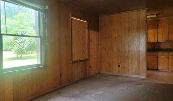 1114 Reedy Creek Rd, Bradley, SC 29819