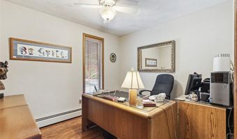 4 Wilbur Rd, Lincoln, RI 02865