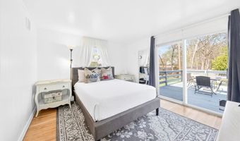 216 Hartford Ave, Bellingham, MA 02019