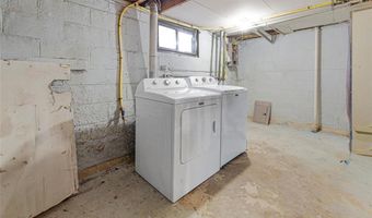 611 Ulstad Ave, Albert Lea, MN 56007