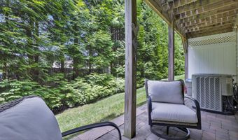 59 White Oak Ln, Aberdeen, NJ 07747