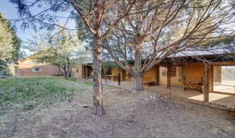 26 La Canada Rd, Arroyo Seco, NM 87514