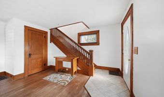 135 Greenly St, Adrian, MI 49221