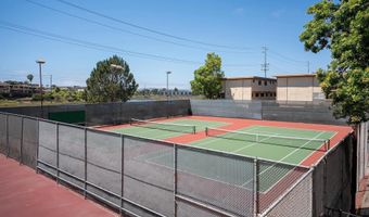 4062 Valeta 334, San Diego, CA 92110