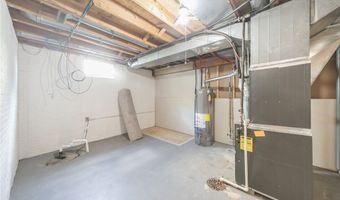 218 NE Mandy Ln, Ankeny, IA 50021
