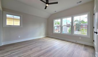 41 E REED Ave, Alexandria, VA 22305