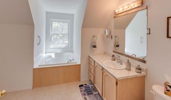 13 Ryder Rd, Campton, NH 03223