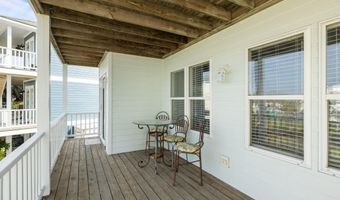 108 N Kinston Ave, Atlantic Beach, NC 28512