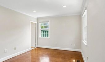 3217 SUTTON Pl NW A, Washington, DC 20016