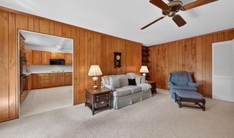 6 Helmsdale Ct, Ballwin, MO 63011