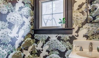 159 Storer Ave, Akron, OH 44302