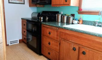 15076 Harrison Ave, Allen Park, MI 48101
