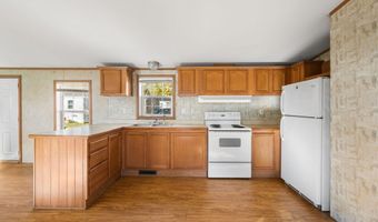 751 Washington St 32, Auburn, MA 01501