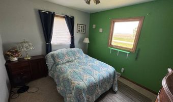 1370 98th St NE, Bottineau, ND 58318