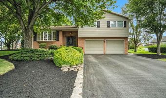 71 OBSIDIAN Dr, Chambersburg, PA 17202