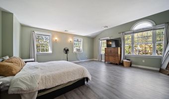 69 Heather Cir, Auburn, NH 03032