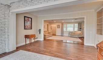 3043 Lake Forest Dr, Augusta, GA 30909