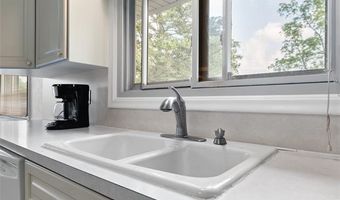 22840 Twyckingham Way, Addison, MI 48034