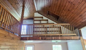 990 Daniels W Rd, Albany, VT 05820