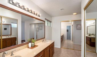 1637 Encino Dr, Escondido, CA 92025