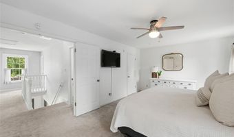 501 Oak Leaf Manor Ct, Ballwin, MO 63021