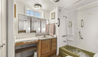 212 E Washington Ave, Aberdeen, ID 83210