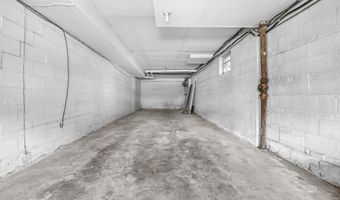 5605 ALTA VISTA Rd, Bethesda, MD 20817