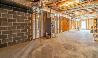 21030 Skyward Dr, Abingdon, VA 24211