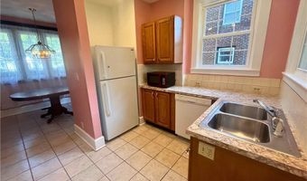 521 Brittain Rd, Akron, OH 44305