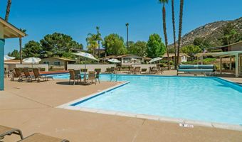 8975 Lawrence Welk 2, Escondido, CA 92026