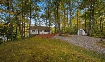 543 Long Shores Dr, Barrington, NH 03825