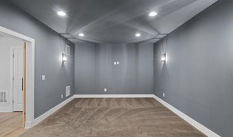 23369 WALKING WOODS Ln, Aldie, VA 20105
