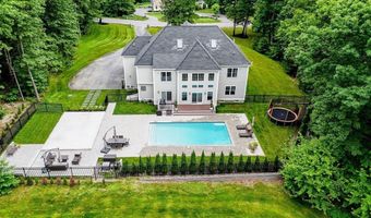 139 Oak Trl, Bolton, MA 01740