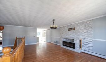 115 Sutton Ave, East Providence, RI 02914