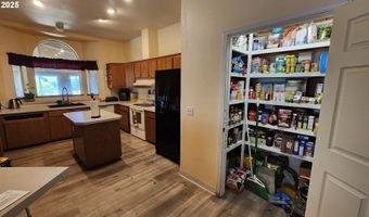 8325 SE SKY VISTA Dr, Amity, OR 97101