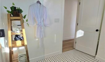 2022 W 75th St, Los Angeles, CA 90047