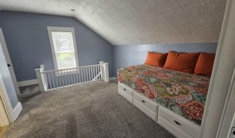709 N Cedar St, Auburn, IN 46706