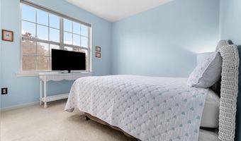 254 Hawthorne Ln, Barnegat, NJ 08005