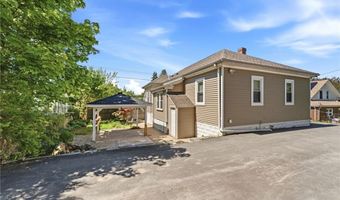 19 Curry Rd, Cranston, RI 02920