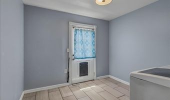 4005 GOLDEN Ct, Cheyenne, WY 82001