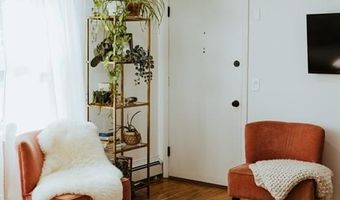 70 Carroll Ave 405, Newport, RI 02840