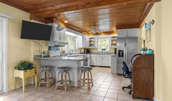 319 Old Causeway Rd, Atlantic Beach, NC 28512